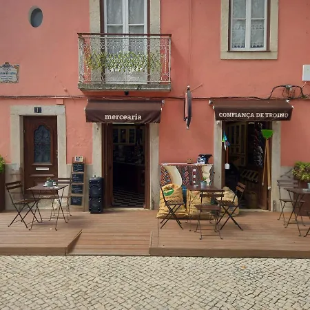 Apartment No Centro Historico De Setubal